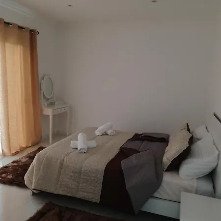 Casa Da Linda * Ponta Delgada (Sao Miguel)