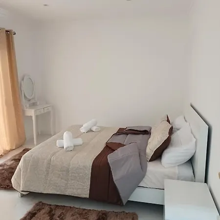 Hébergement de vacances Casa Da Linda *