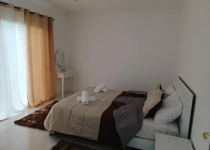 Casa Da Linda * Ponta Delgada (Sao Miguel)